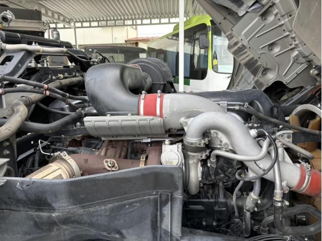 NISSAN DIESEL QUON 2018 Image 31