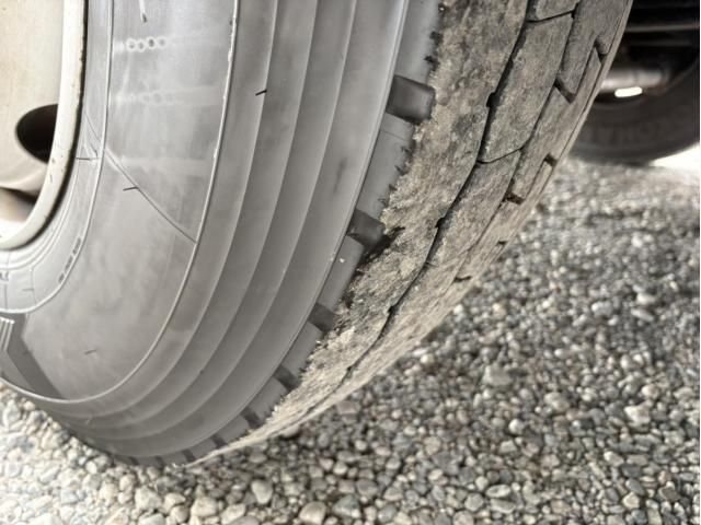 NISSAN DIESEL QUON 2017 Image 31