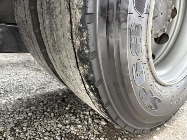 NISSAN DIESEL QUON 2017 Image 31