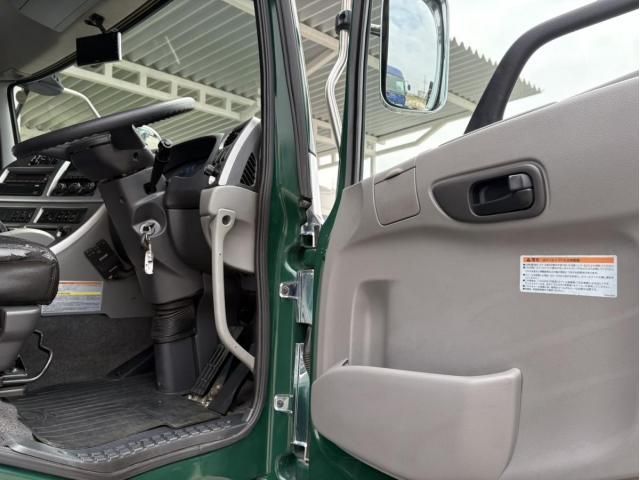 NISSAN DIESEL QUON 2017 Image 31