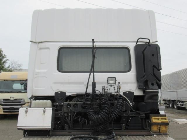 NISSAN DIESEL QUON 2018 Image 31