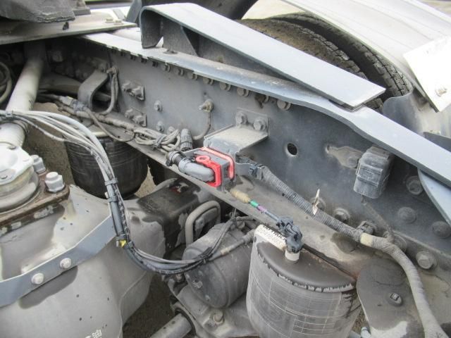 NISSAN DIESEL QUON 2018 Image 31