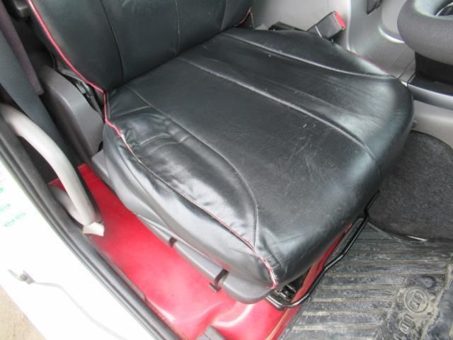 NISSAN DIESEL QUON 2018 Image 31