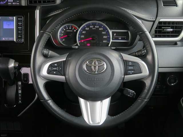 TOYOTA ROOMY 2017 Image 31