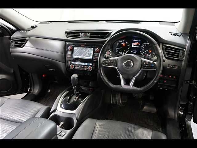 NISSAN X-TRAIL 2WD 2017 Image 31