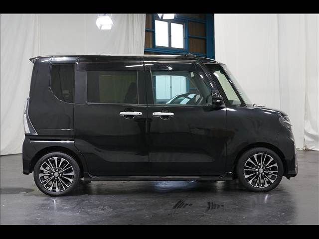 DAIHATSU TANTO CUSTOM 2020 Image 31