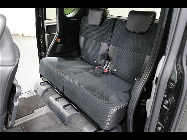 DAIHATSU TANTO CUSTOM 2020 Image 31