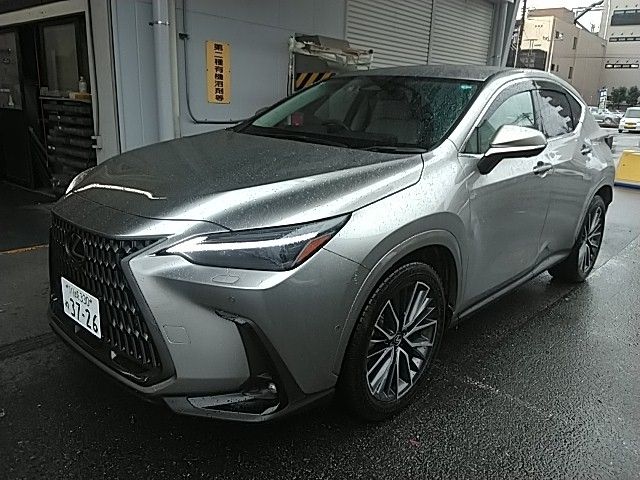 TOYOTA LEXUS NX450H+ AWD 2025 Image 31