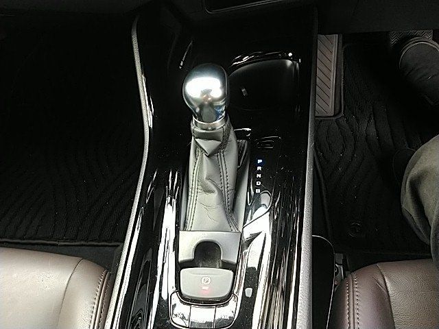 TOYOTA C-HR 2017 Image 31