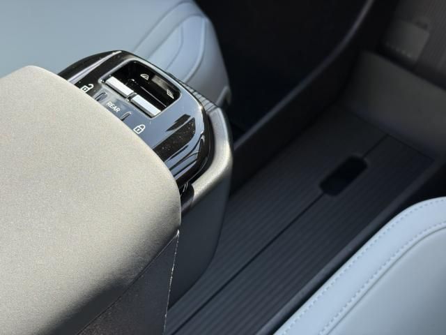 VOLVO EX30 2024 Image 31