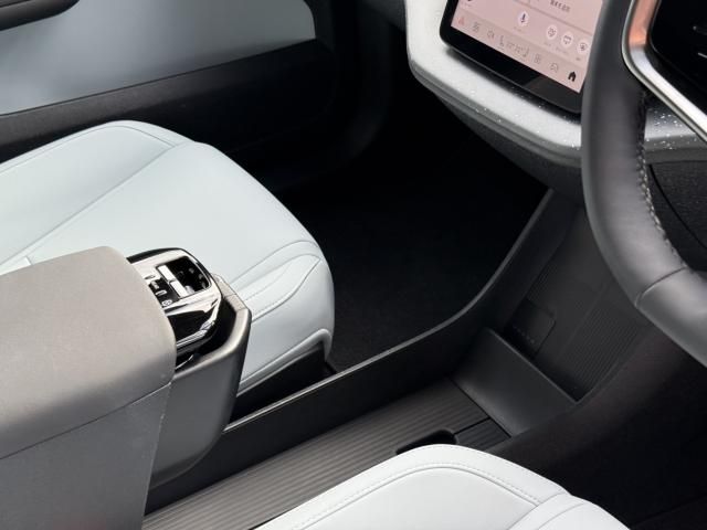 VOLVO EX30 2024 Image 31