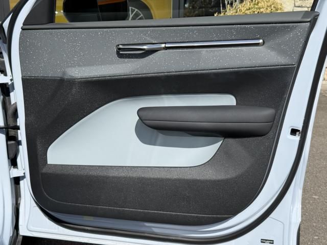 VOLVO EX30 2024 Image 31