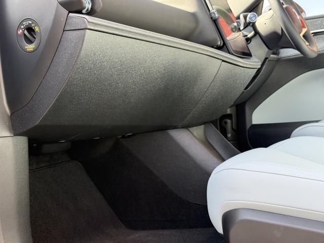 VOLVO EX30 2024 Image 31