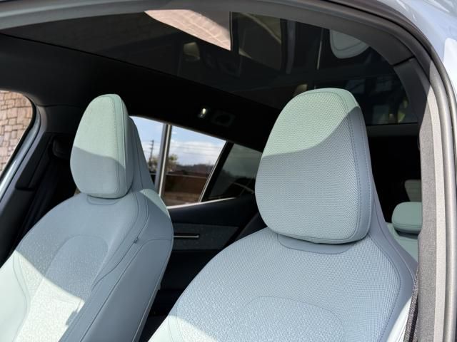 VOLVO EX30 2024 Image 31