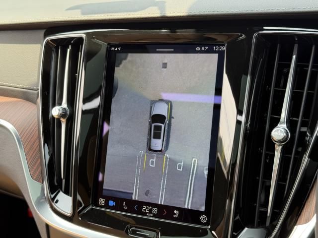 VOLVO V60 CROSS COUN 2023 Image 31