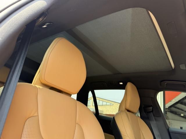 VOLVO V60 CROSS COUN 2023 Image 31