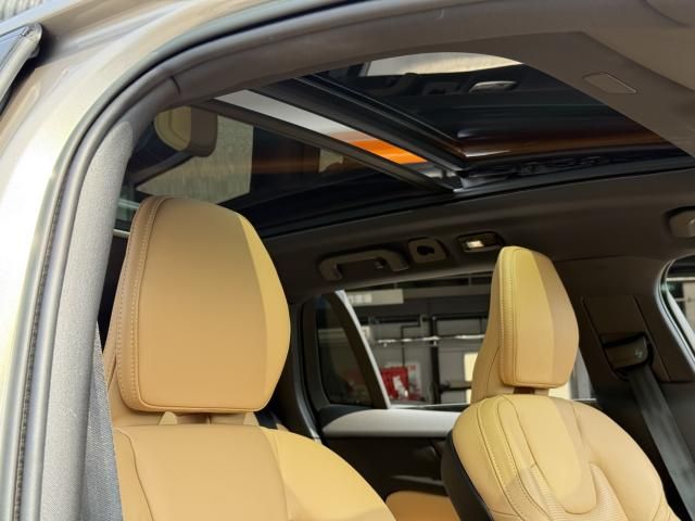 VOLVO V60 CROSS COUN 2023 Image 31