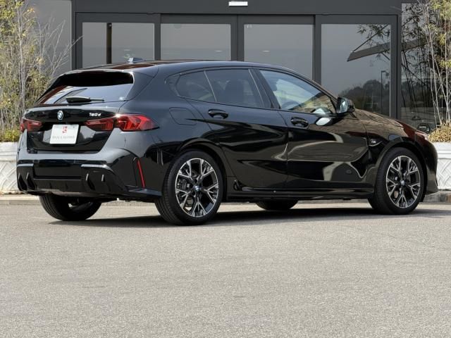 BMW 1SERIES 2025 Image 31