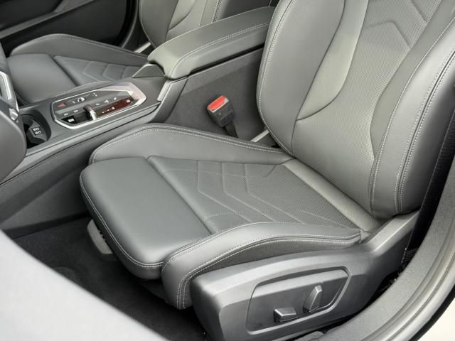 BMW 1SERIES 2025 Image 31