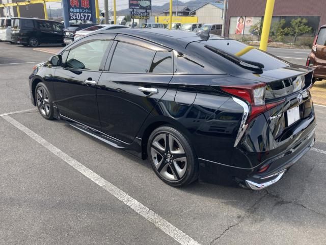 TOYOTA PRIUS 2019 Image 31