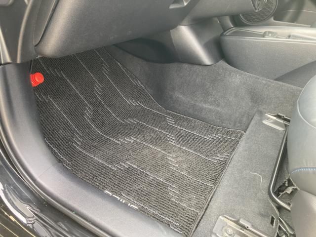 TOYOTA PRIUS 2019 Image 31