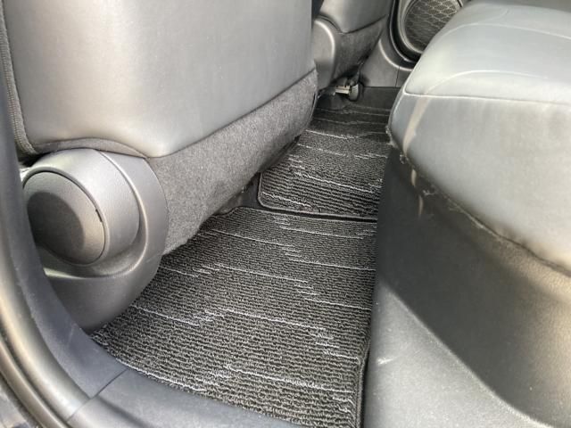 TOYOTA PRIUS 2019 Image 31