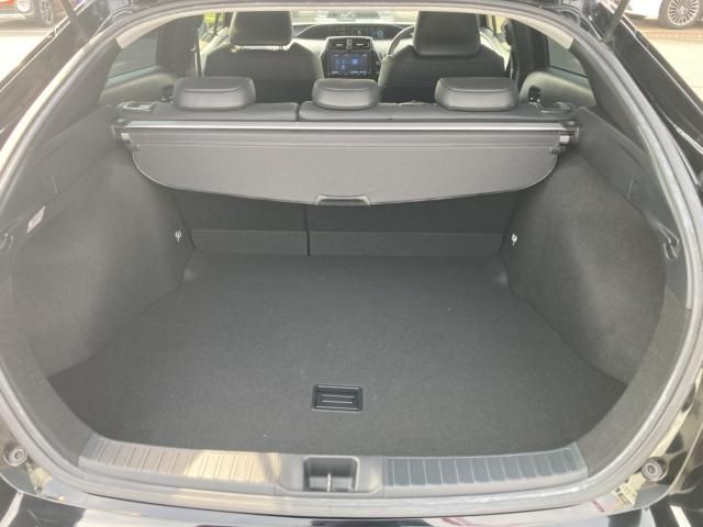 TOYOTA PRIUS 2019 Image 31