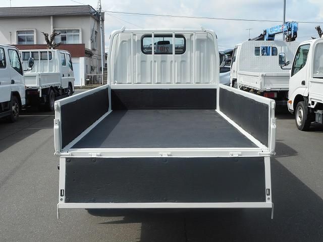 MITSUBISHI CANTER 2015 Image 31