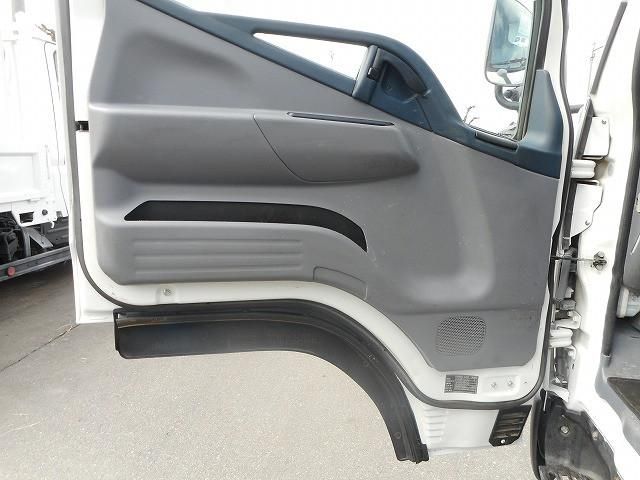 MITSUBISHI CANTER 2015 Image 31