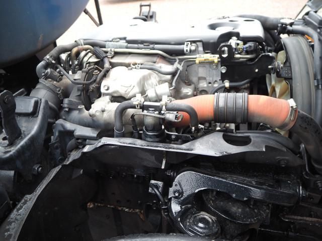 ISUZU ELF 2011 Image 31