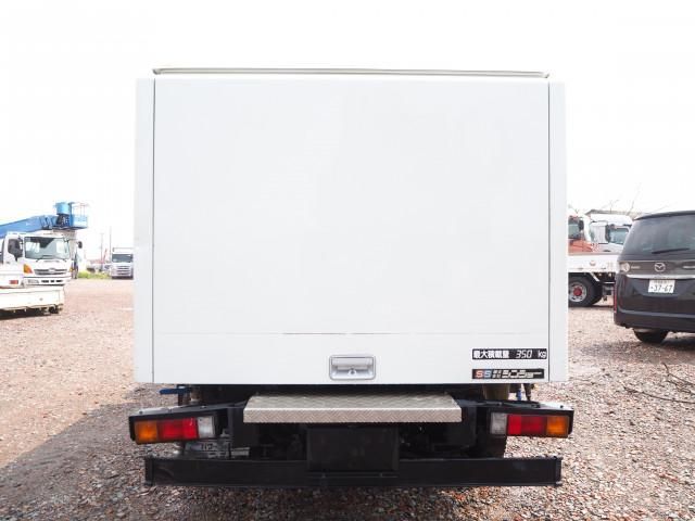 MITSUBISHI CANTER 2012 Image 31
