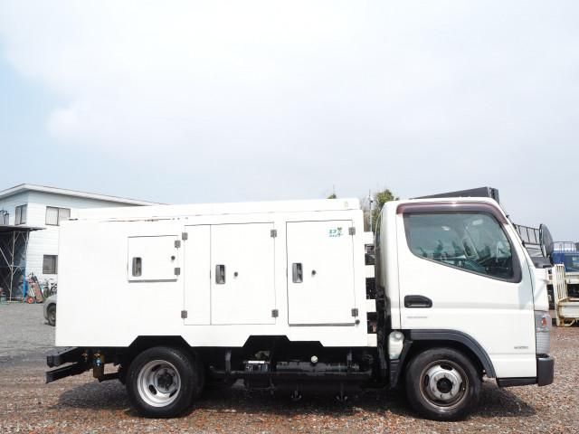 MITSUBISHI CANTER 2012 Image 31