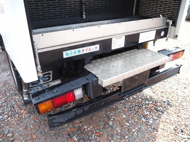 MITSUBISHI CANTER 2012 Image 31