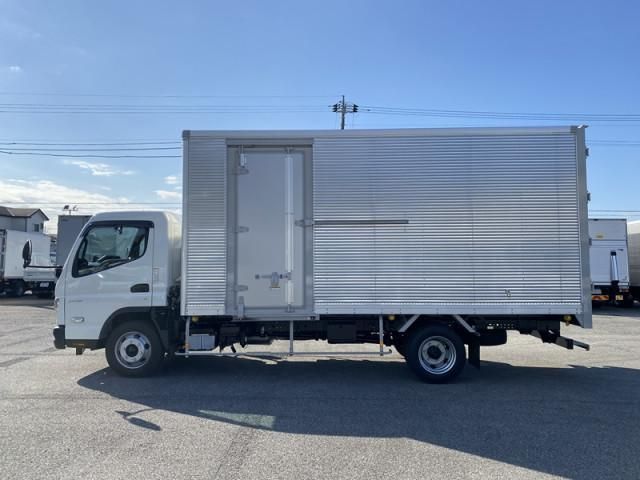 MITSUBISHI CANTER 2026 Image 31