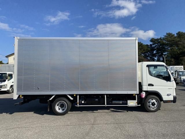 MITSUBISHI CANTER 2026 Image 31