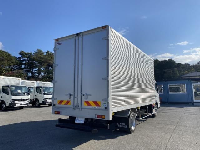 MITSUBISHI CANTER 2026 Image 31