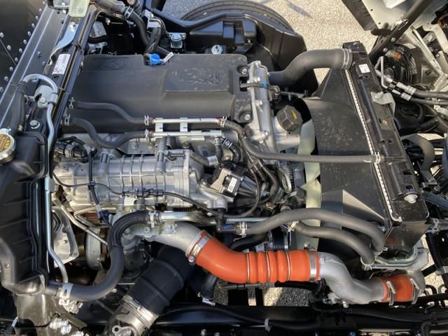 MITSUBISHI CANTER 2026 Image 31