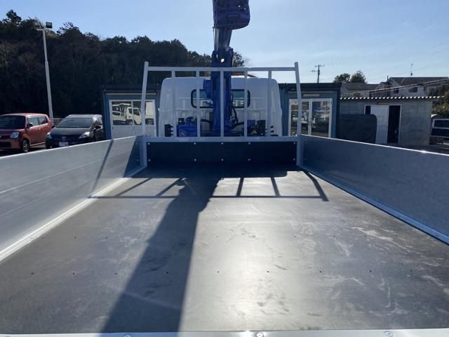 MITSUBISHI CANTER 2026 Image 31