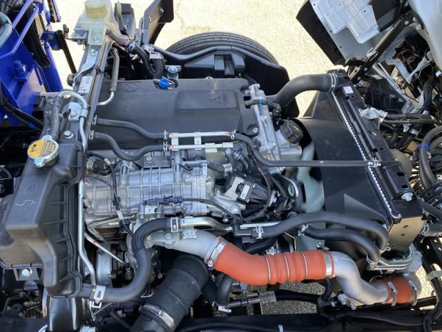 MITSUBISHI CANTER 2026 Image 31