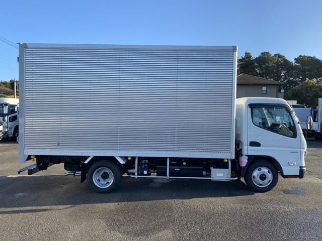 MITSUBISHI CANTER 2026 Image 31