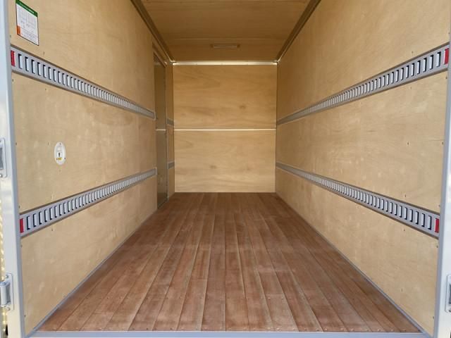 MITSUBISHI CANTER 2026 Image 31