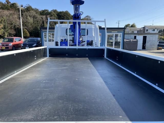 MITSUBISHI CANTER 2026 Image 31