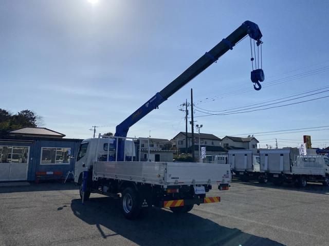 MITSUBISHI CANTER 2026 Image 31