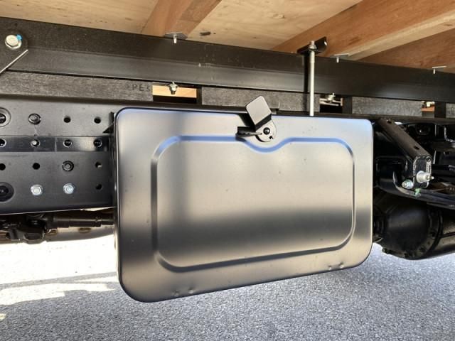 MITSUBISHI CANTER 2026 Image 31