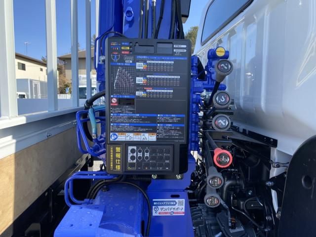 MITSUBISHI CANTER 2026 Image 31