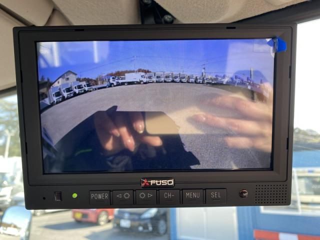 MITSUBISHI CANTER 2026 Image 31