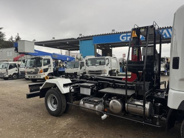 MITSUBISHI FUSOU FIGHTER 2025 Image 31