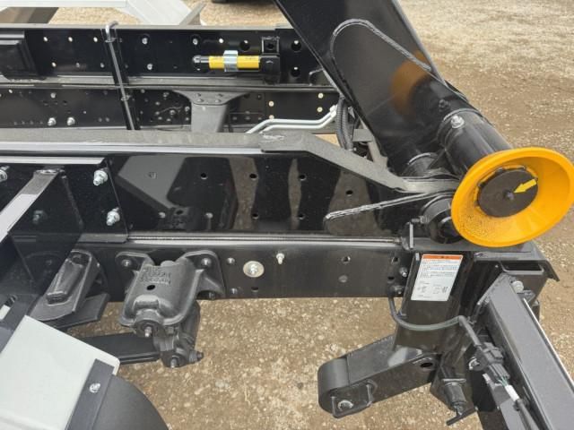 MITSUBISHI FUSOU FIGHTER 2025 Image 31