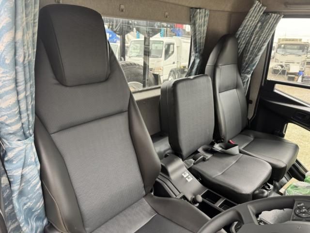 MITSUBISHI FUSOU FIGHTER 2025 Image 31