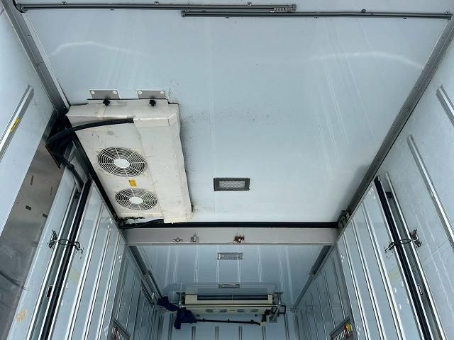 ISUZU ELF 2019 Image 31